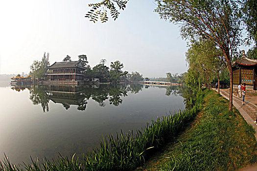 cap lo bach thu hom nay
